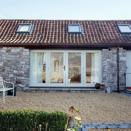 Bishops Farm Studio *
