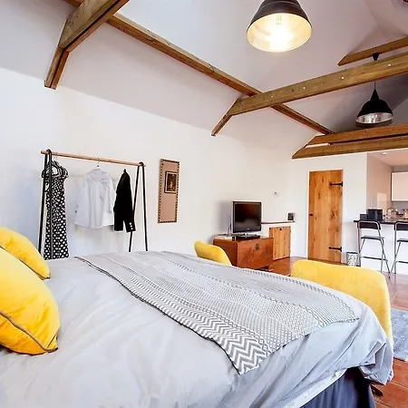 Apartment Bishops Farm Studio