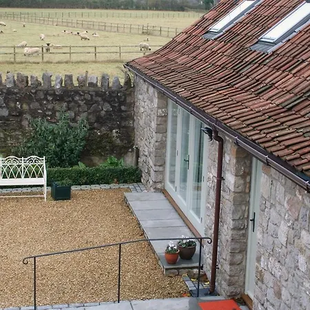 Bishops Farm *
